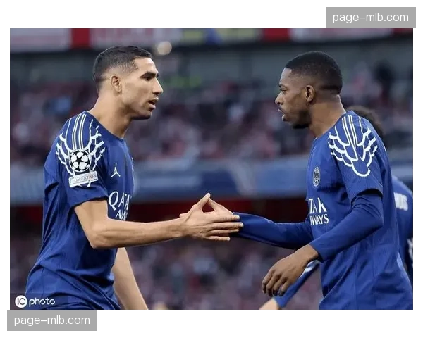 巴黎圣日耳曼1-1战平阿森纳，登贝莱世界波救主